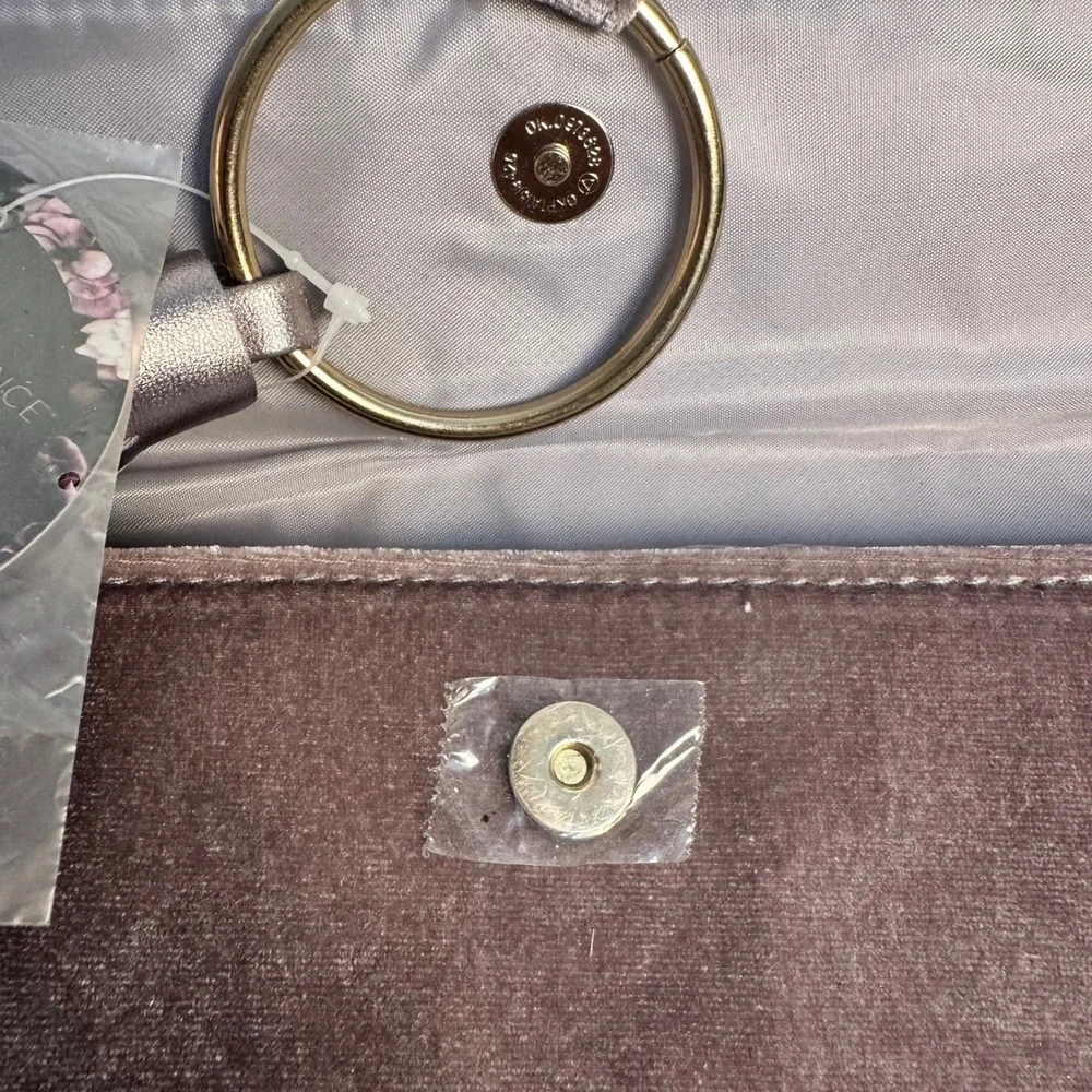 Ion‎ Color Brilliance Holiday Clutch Women Mauve Brown Velvet Tassel Ring Bag